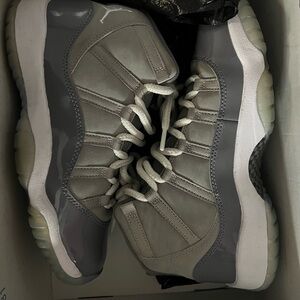 Jordan Gray Sneakers Classic Design